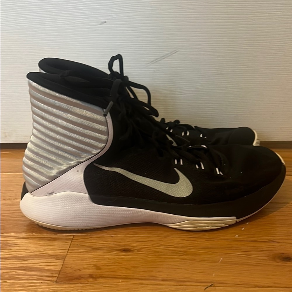 Nike Black and Silver Basketball Sneakers women’s size 11